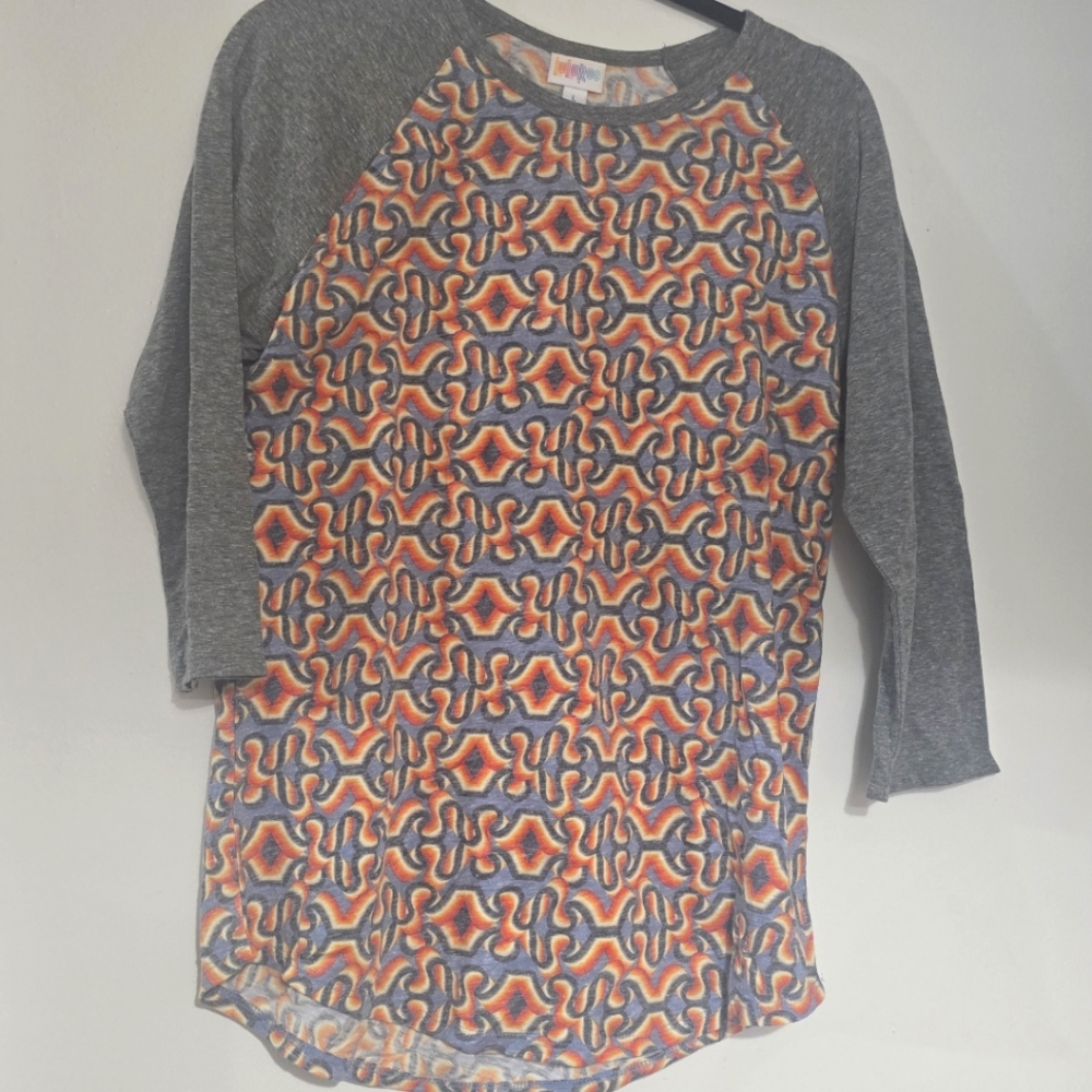 Lularoe Randy Tee